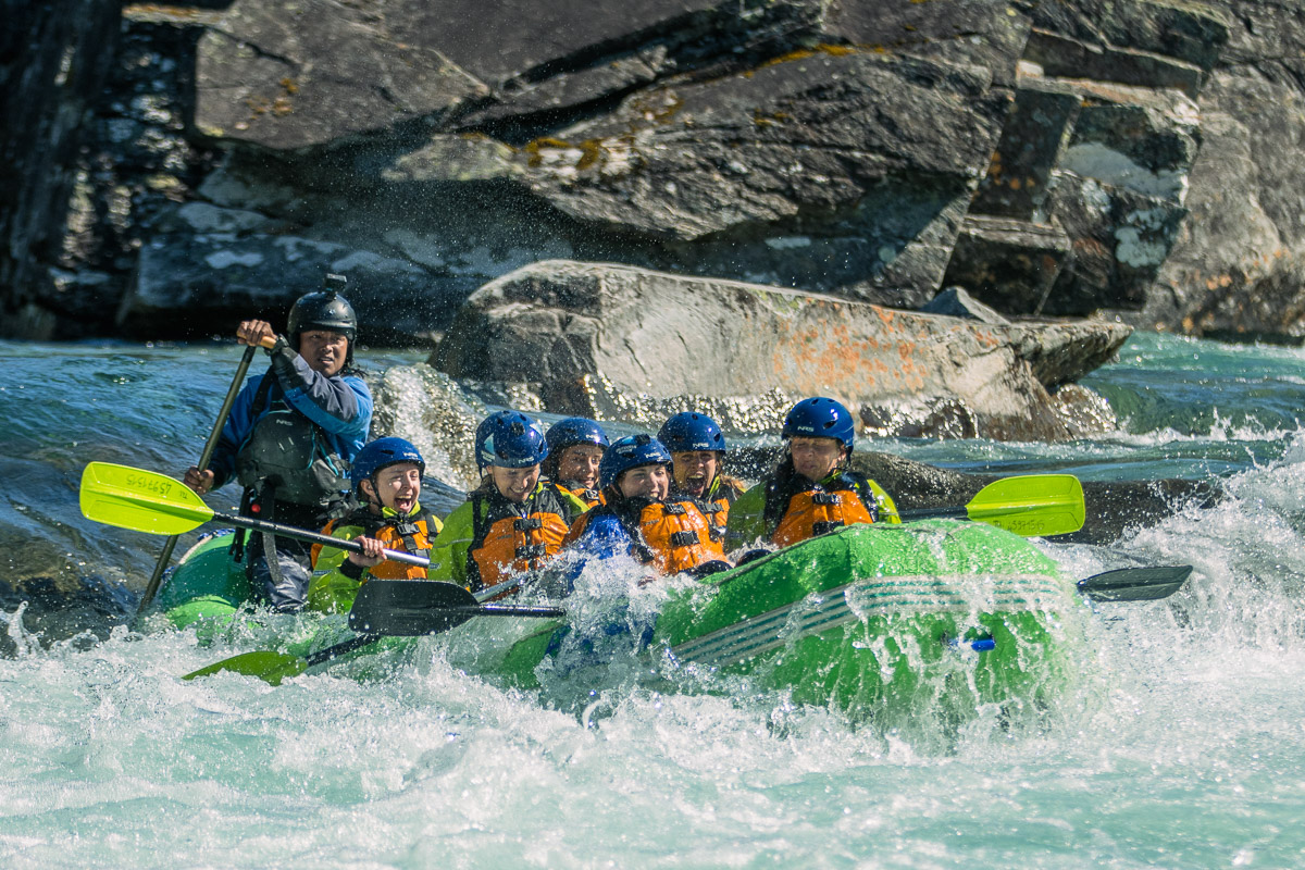 Outdoor team building retreat