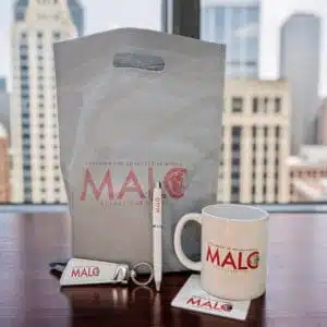 Employee appreciation set open with premium corporate gifts for employees