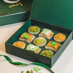 Corporate sweet gift box – perfect 14 August gift for employees and clients